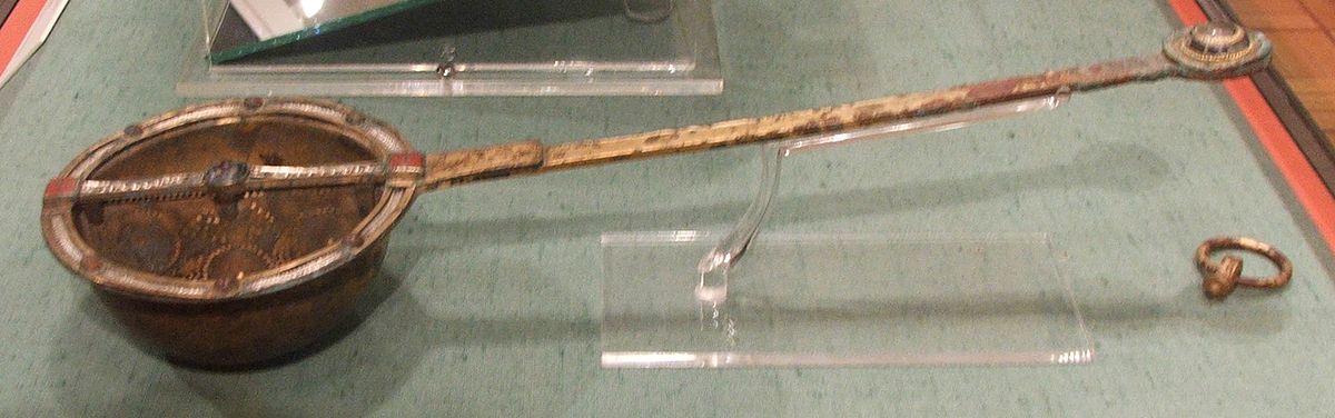 bronze long handled strainer/ladle